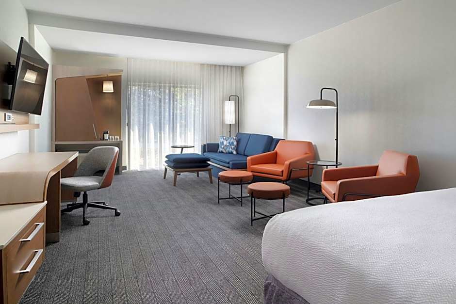 Courtyard by Marriott Hot Springs