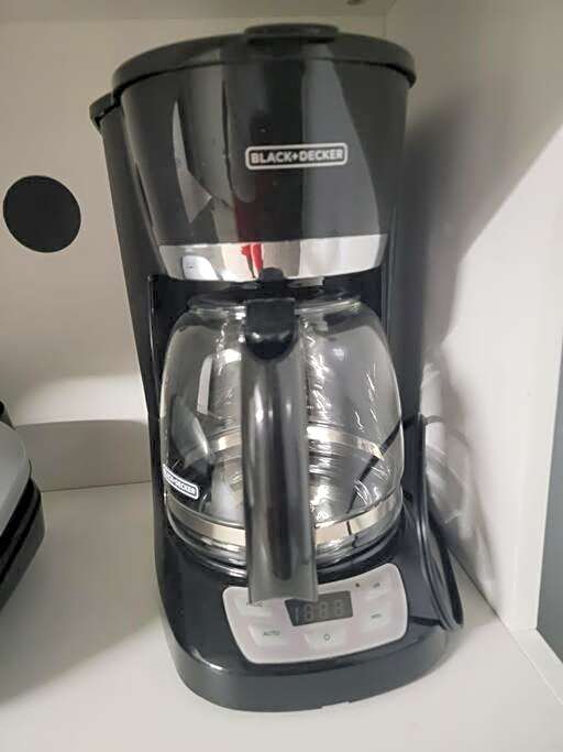 Staycation Studio Apartment, Private kitchen , Washroom, Micro Gym & Free Onsite Parking