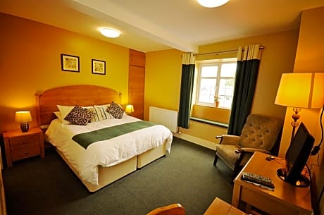 The Castle Hotel