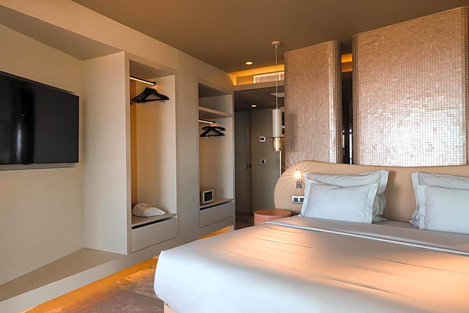 The Views Baia - Adults Only