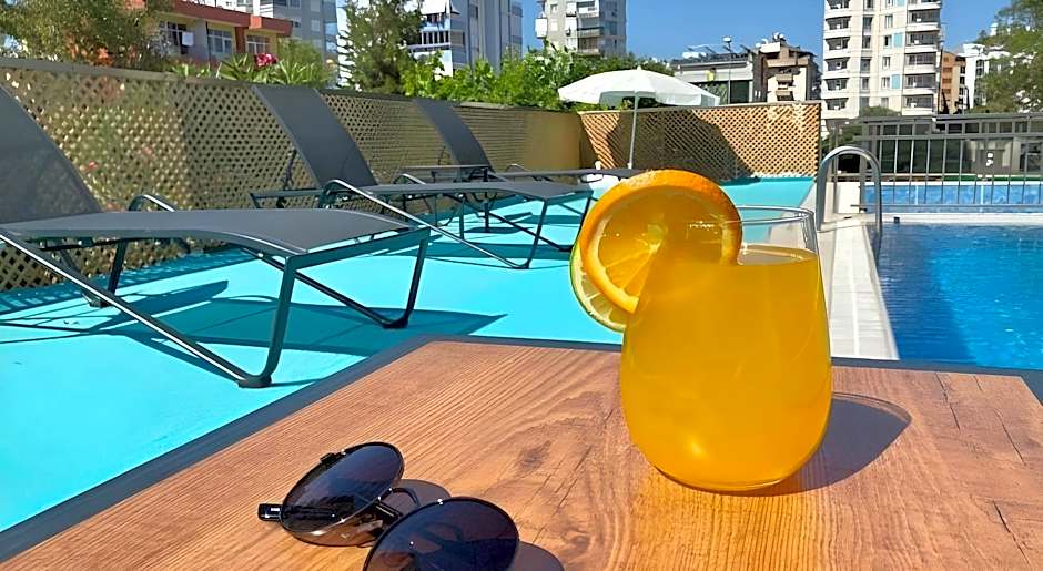 Zeynel Hotel