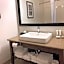 Country Inn & Suites by Radisson, Kearney, NE