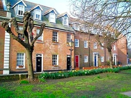 The Quay - Old Town Poole B&B - Great Location - Secure Free Parking