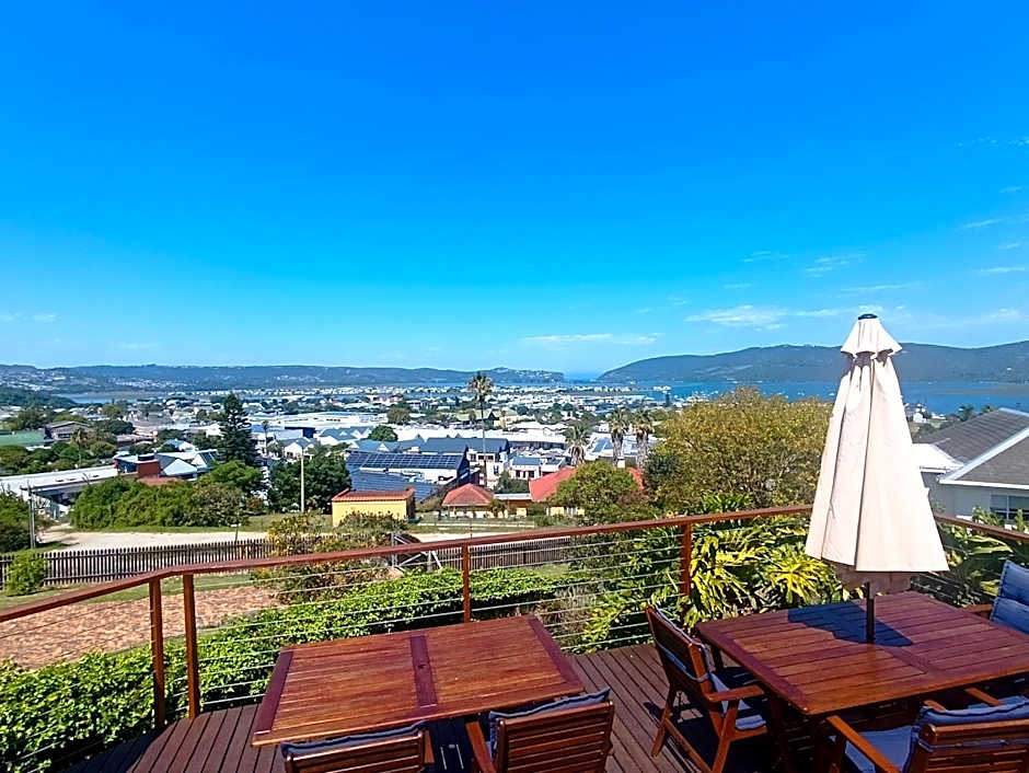 Guinea Fowl Lodge - Lagoon & Heads View B&B, Central Knysna
