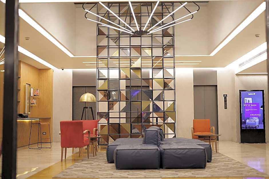 Radisson Blu Hotel, Beirut Verdun