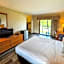 Days Inn by Wyndham Mackinaw City - Lakeview