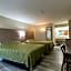 Brentwood Inn & Suites