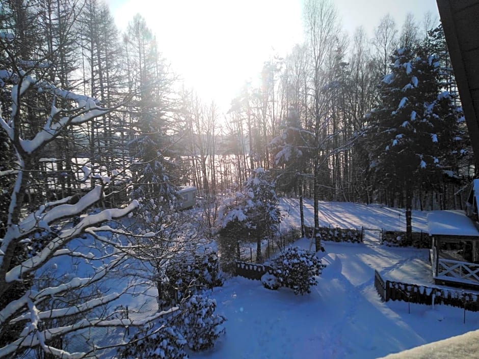 Grygielówka nad jeziorem - sauna & jacuzzi