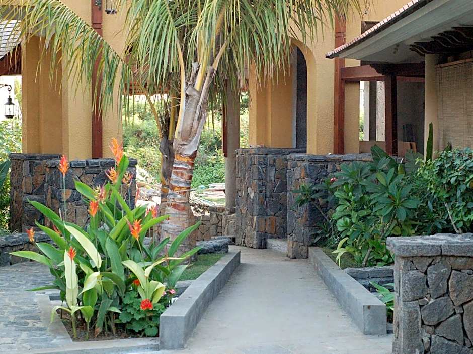 Aanari Hotel & Spa