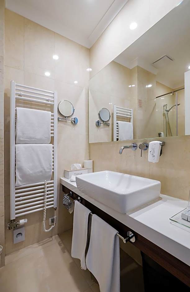 Adele Boutique Hotel