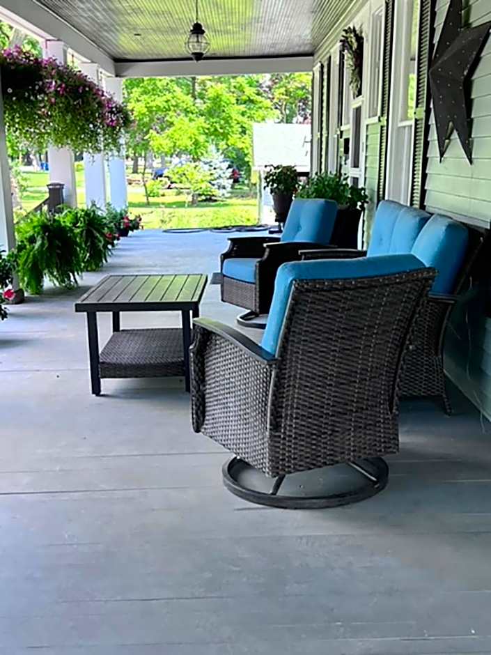 Niagara River Estate