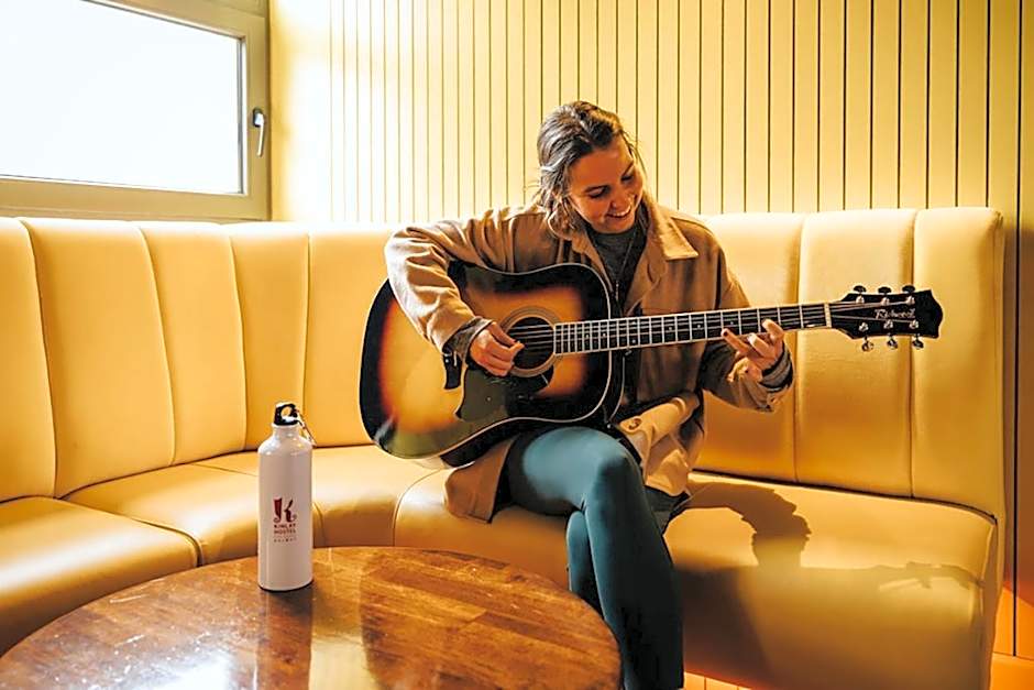 Kinlay Hostel Eyre Square