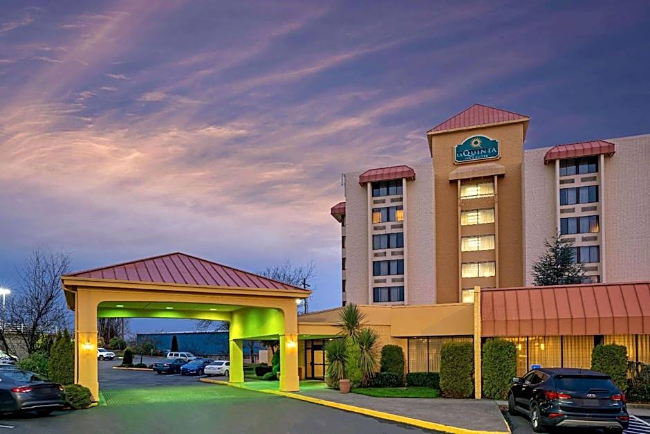 La Quinta Inn & Suites by Wyndham Tacoma Seattle