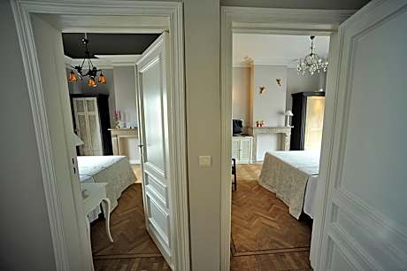 Grand Deluxe Double Room with Bath
