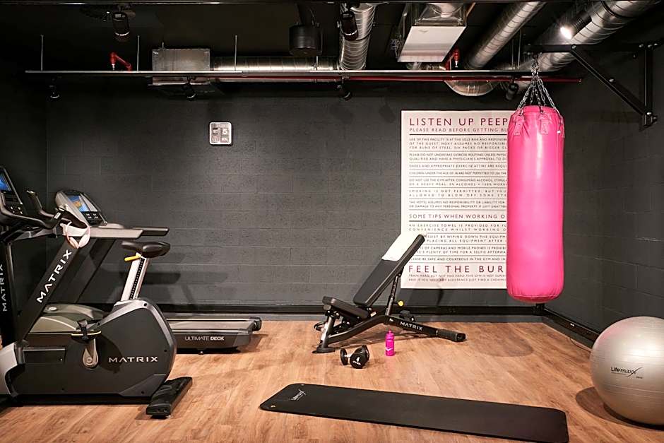 Moxy Brussels City Center