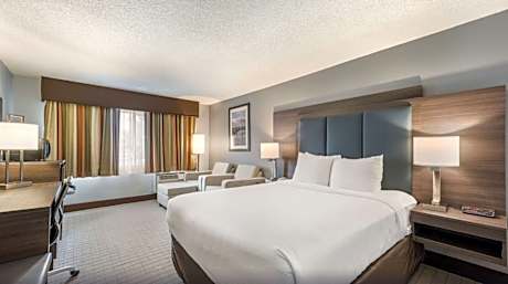Queen Room