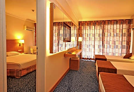 Two Connecting Double Rooms