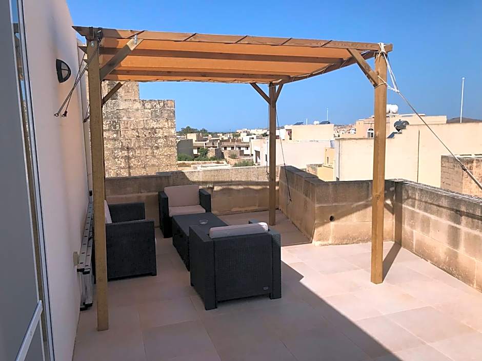 The Cloisters Bed And Breakfast