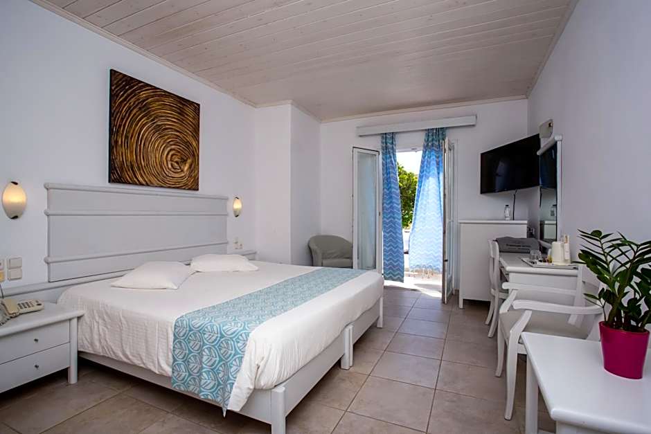 Yiannaki Hotel