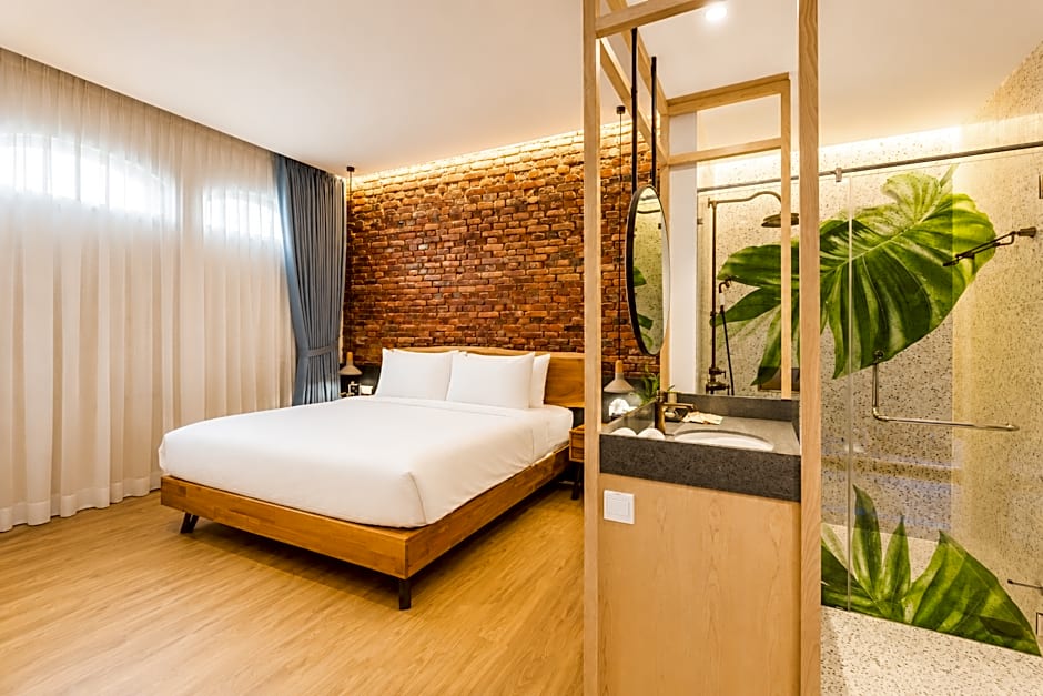 Tien Terrace Macalister
