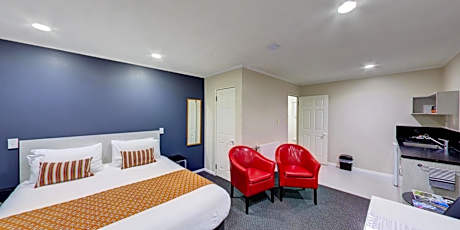 Executive Studio - Wheel Chair Access