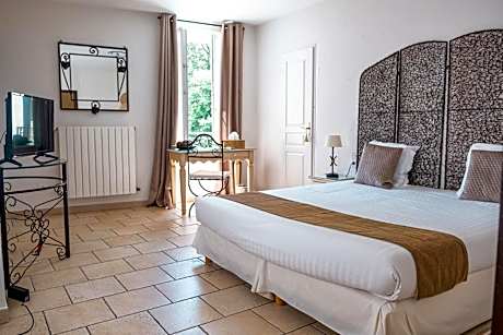 Superior Double or Twin Room with Pool View