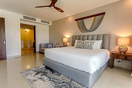 Mareazul Beach Front Condos At playa del Carmen