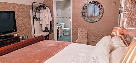 Family Room with Private Bathroom