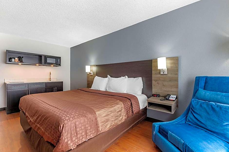 Quality Inn & Suites Sulphur Springs