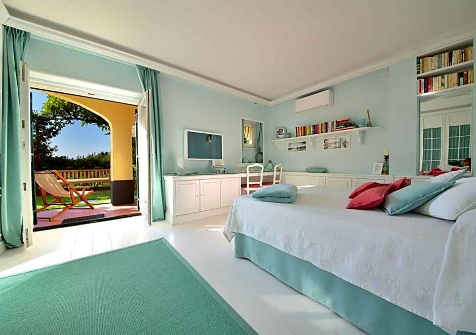 Villa Mares - sea view, free garage