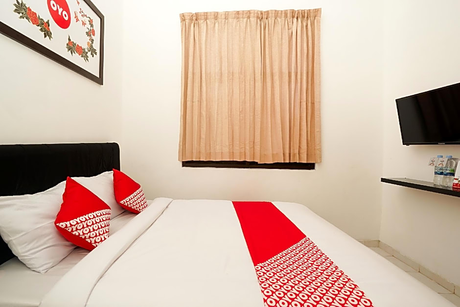 OYO 485 Marcello Residence