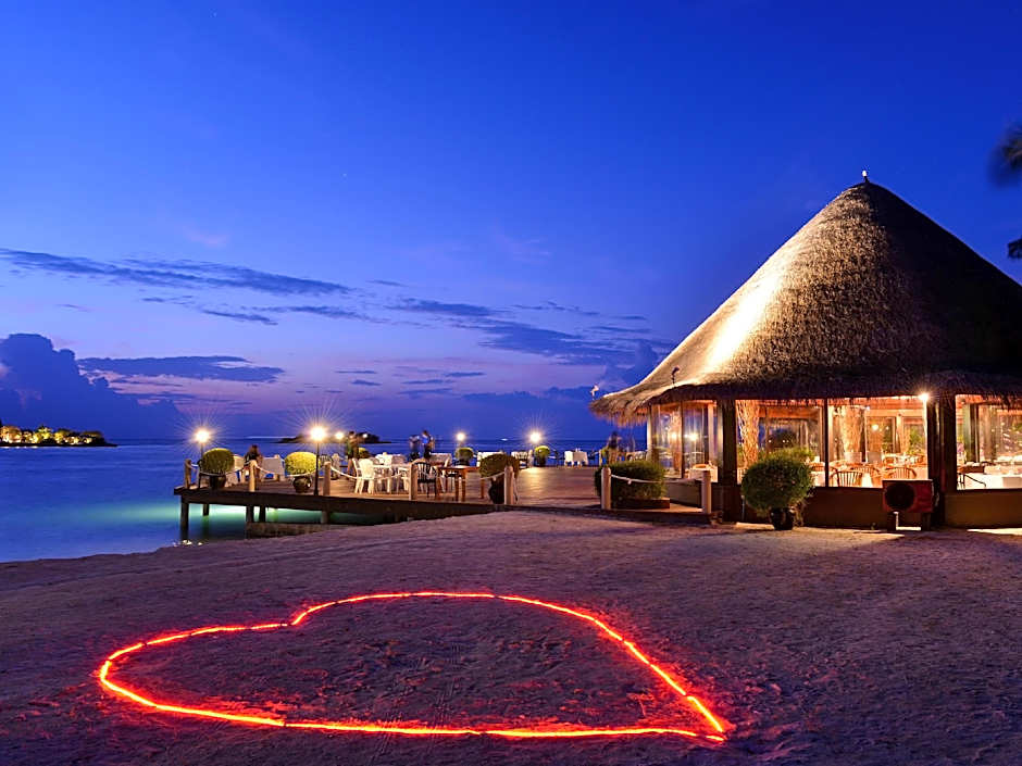Adaaran Select Huduran Fushi - 24hrs Dine around Premium All inclusive