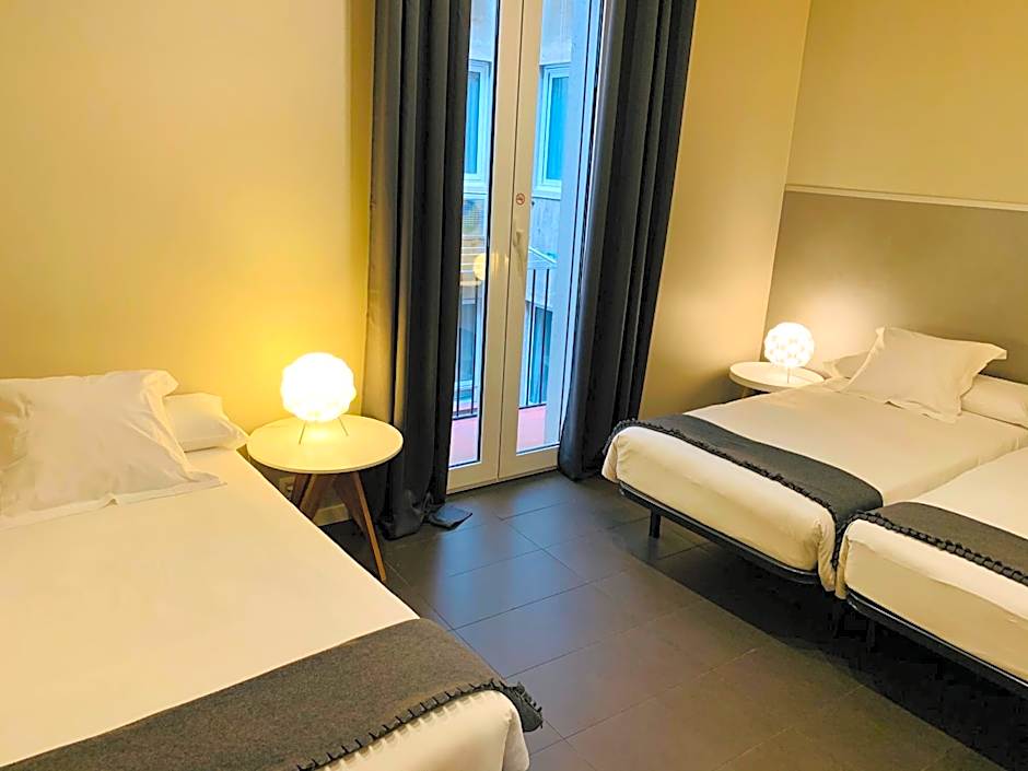 Super Balmes Guest House