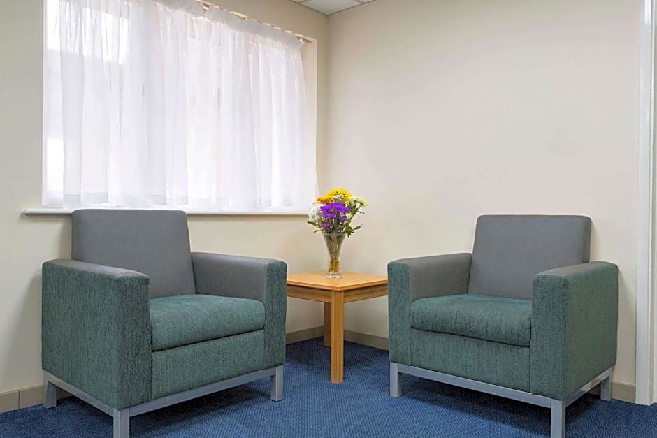 Days Inn Sutton Scotney South