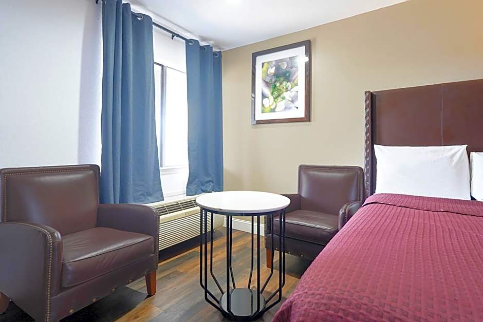 Budget Inn by Oyo San Augustine