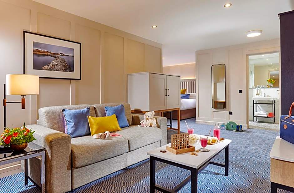 Westport Coast Hotel