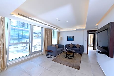  Premium One Bedroom Suite with Balcony 