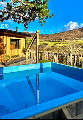 Rostrevor Mountain Lodge - Glamping Pods - Revive Sauna & Hot Tubs