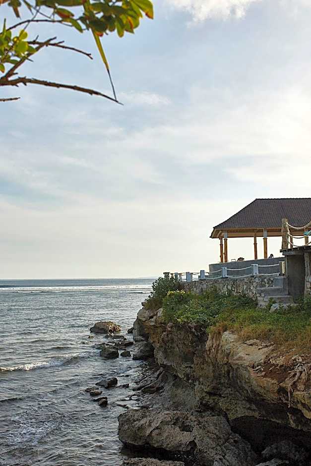 Ombak Bay Lembongan
