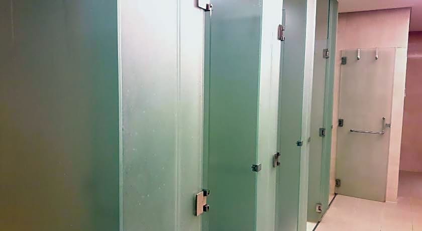 Saigon Airport Bluesky Serviced Apartment