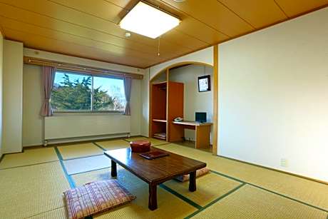 Superior Japanese Style Room with Shared Bathroom - Non-Smoking