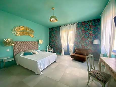 Deluxe Double Room with Sea View