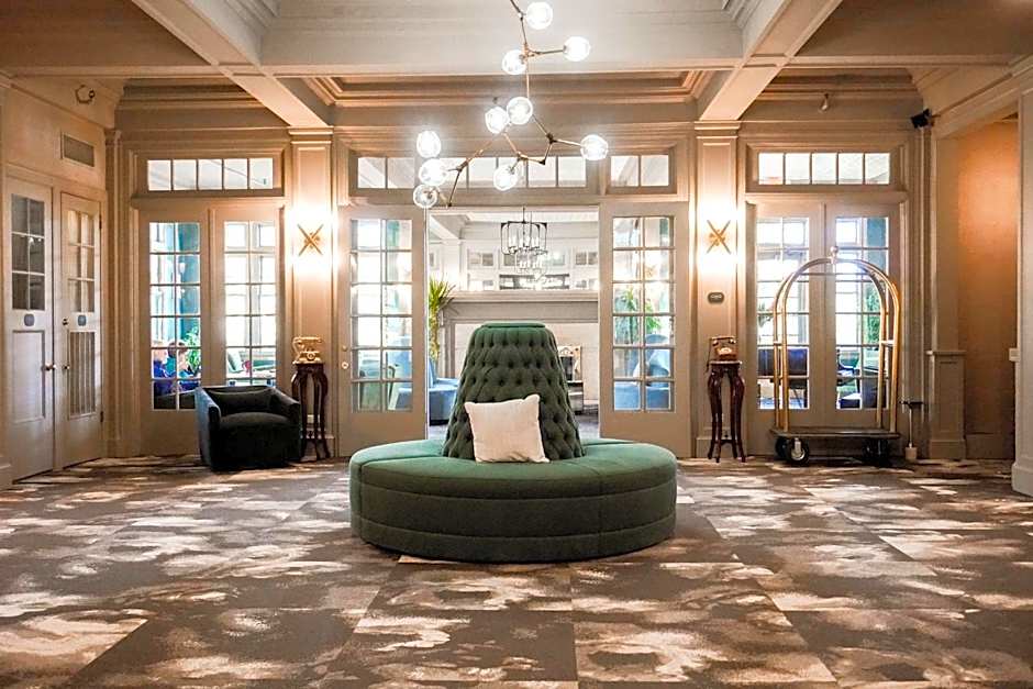 Columbia Gorge Hotel & Spa