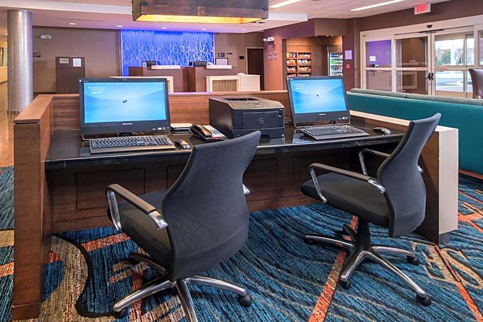 Fairfield Inn & Suites by Marriott Easton
