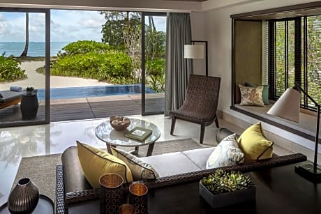 One-Bedroom Beachfront Villa 