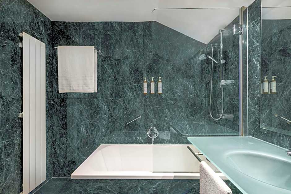 AC Hotel by Marriott Palencia