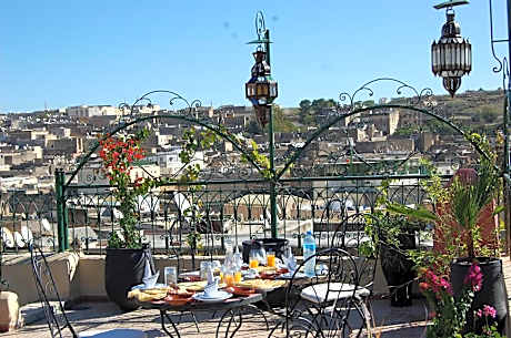 Riad Dar Guennoun - Luxury Suites in the Heart of Fes