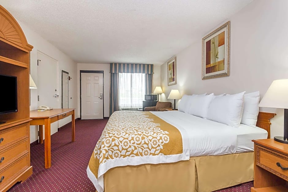 Days Inn by Wyndham Chiefland