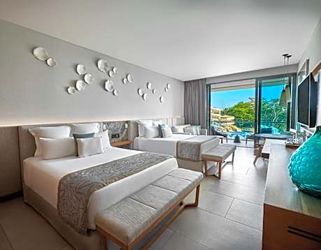 Suite with Pool View