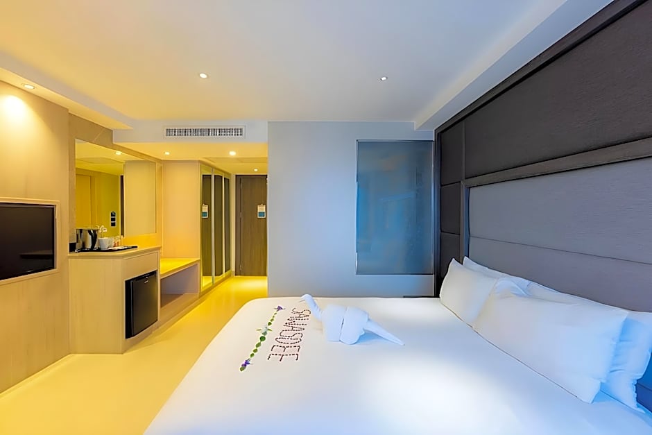 Shilat Avenue Pattaya